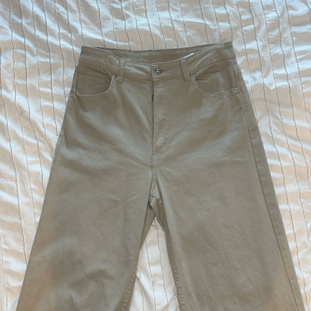 H&M Wide Leg Jeans in beige